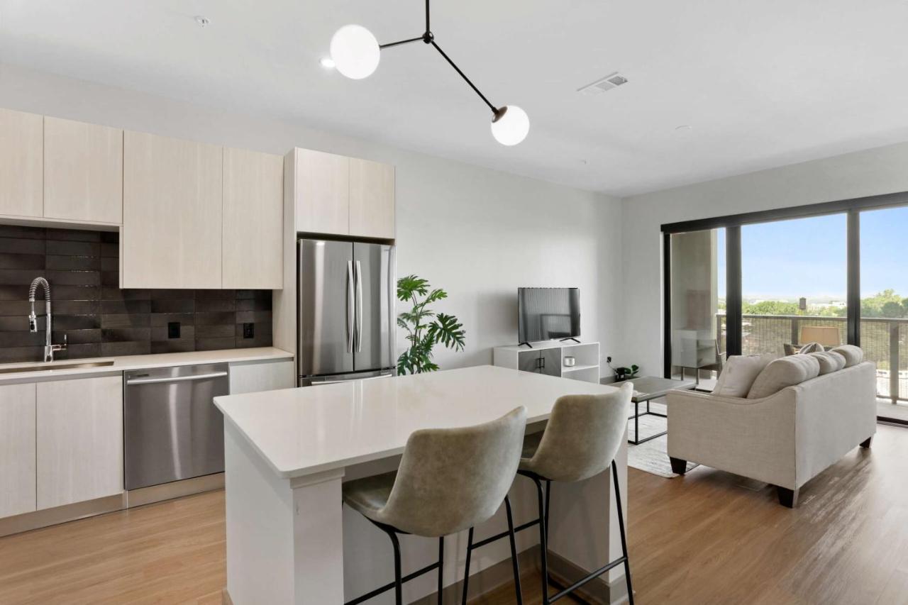 Luxury Apt In West Midtown アトランタ エクステリア 写真